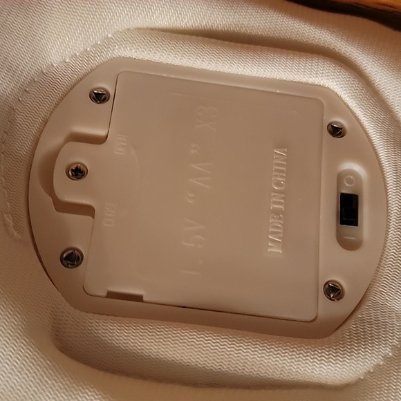 Hallmark Jingle Pals 2017 Stocking Hung With Care Singing Snowman - Picture 9 of 9